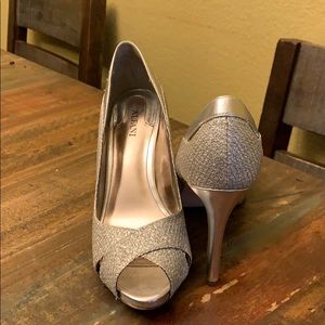 Alfani silver heels